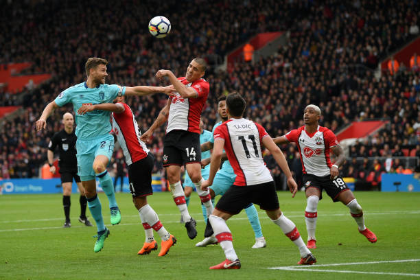 致力于重建 致力于重建