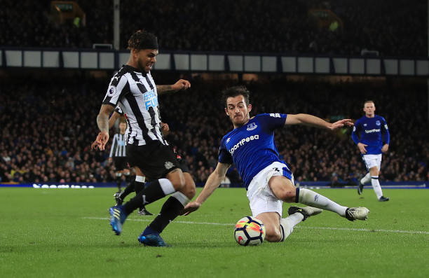 再次吸引了 再次吸引了